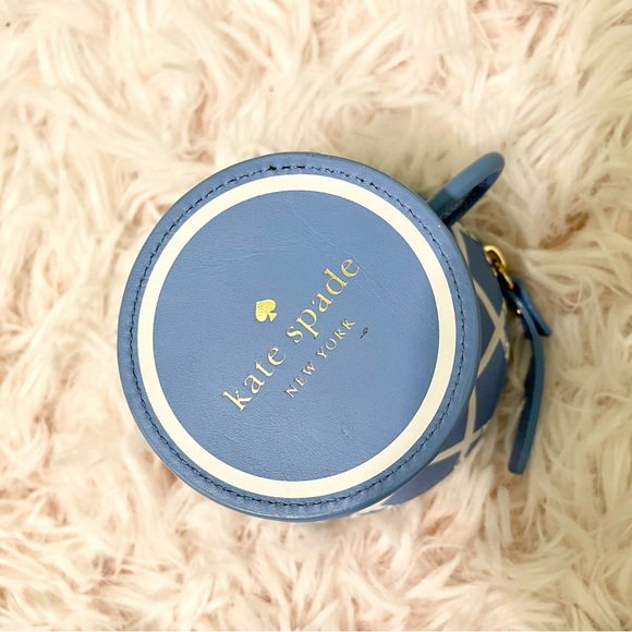 Kate Spade Teacup coin purse - Picture 3 of 5